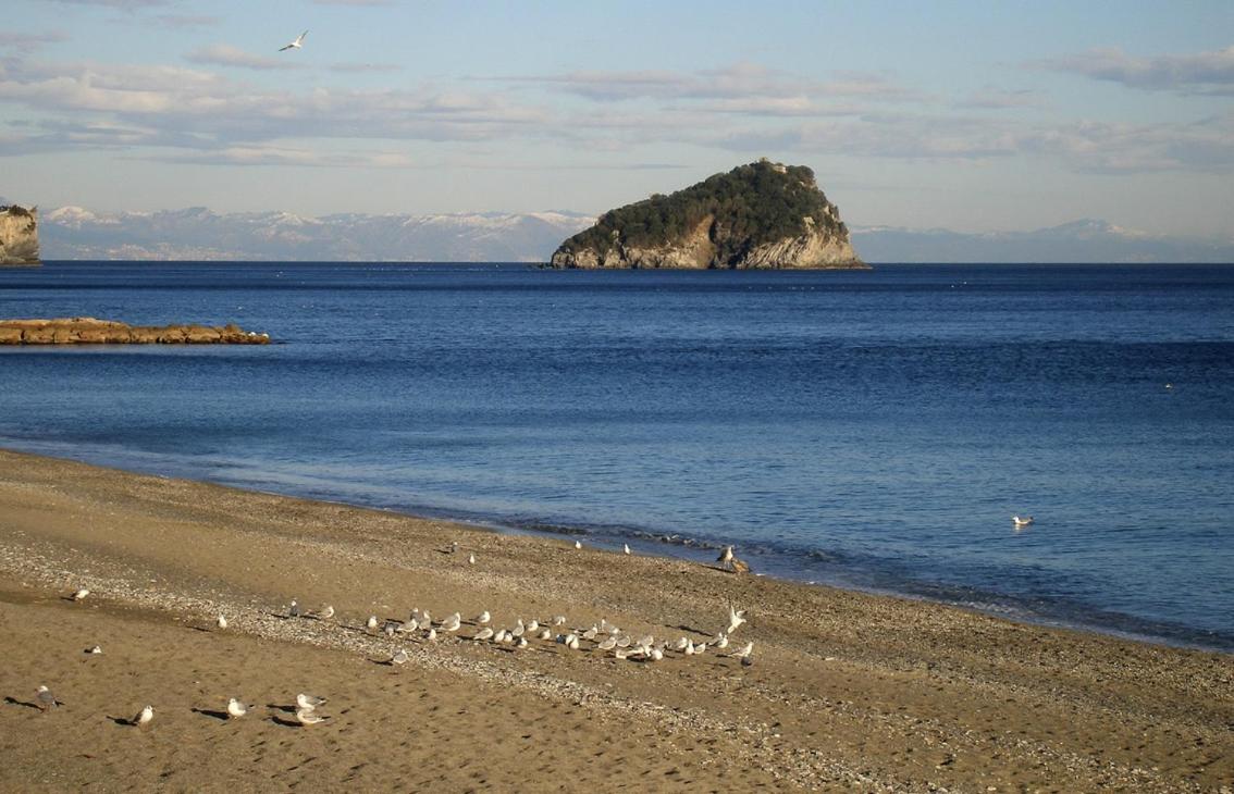 Golfo Dell'Isola Appartamento Spotorno Extérieur photo